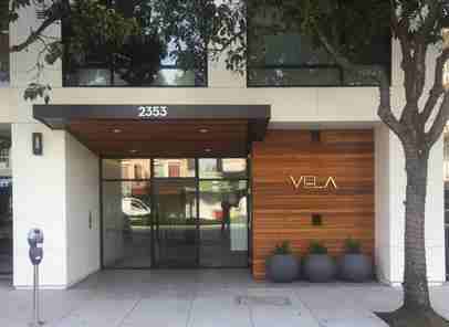 2353 Lombard St - Photo 3 of 20