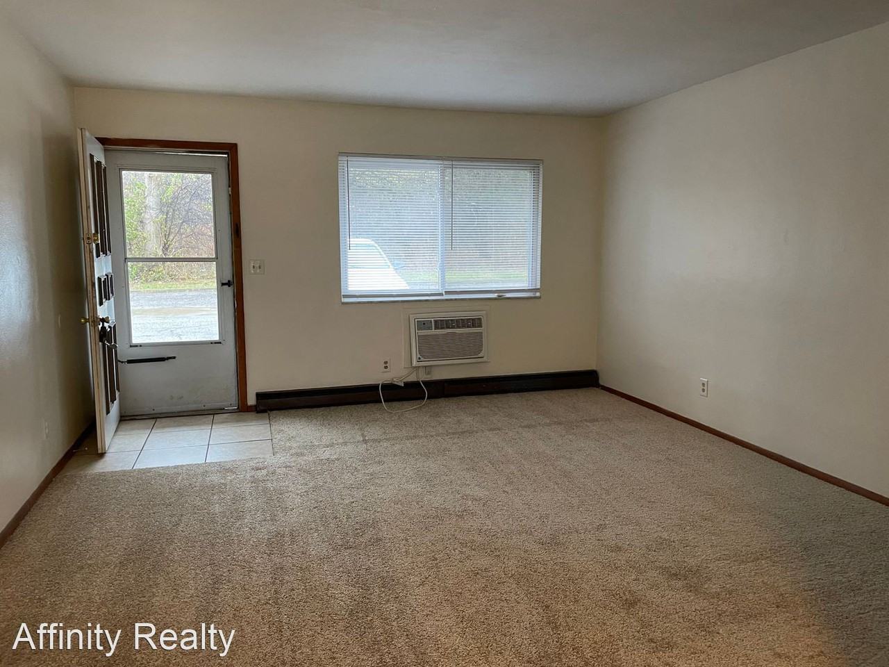 1809 E Central Ave - Photo 3 of 4