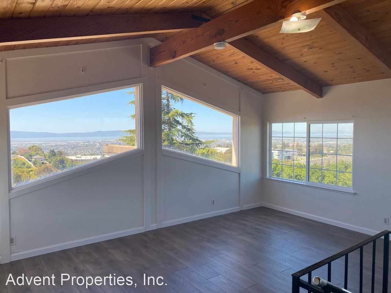 2812 Chronicle Ave - Photo 3 of 34