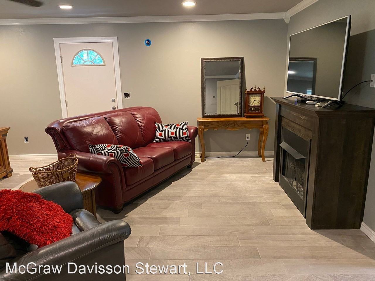 15831 15831 - Photo 3 of 12