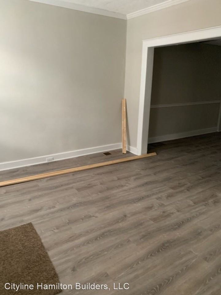 125 2nd St - Photo 3 of 6