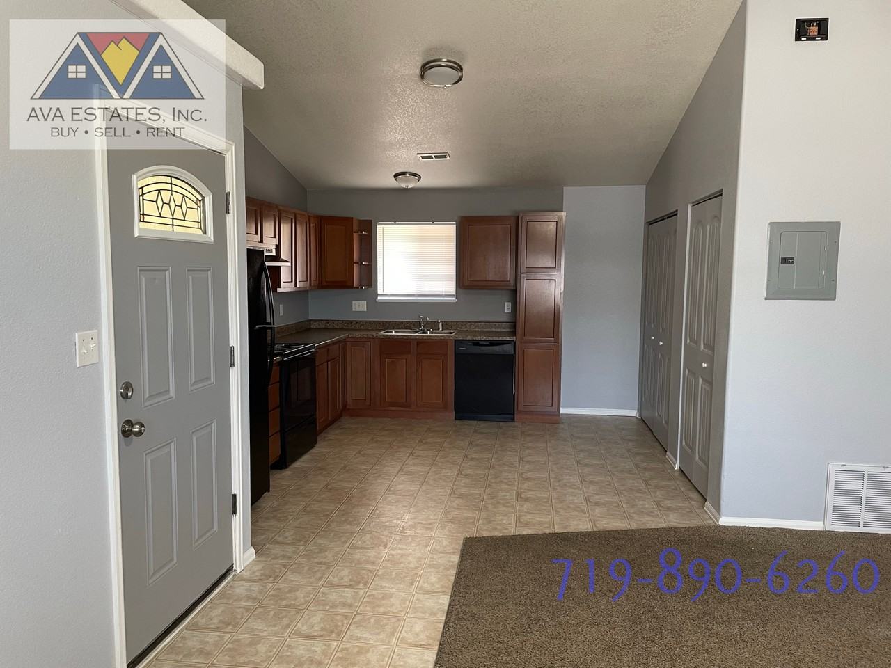 727 - 733 E Laporte Dr - Photo 2 of 16