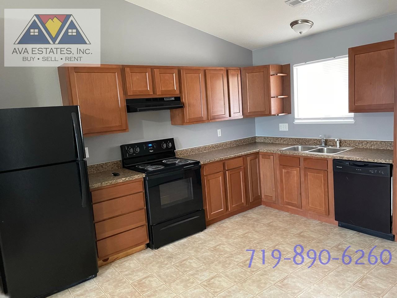 727 - 733 E Laporte Dr - Photo 3 of 16