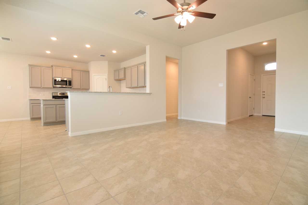 1515 Cobble Hill Ct - Photo 6 of 24