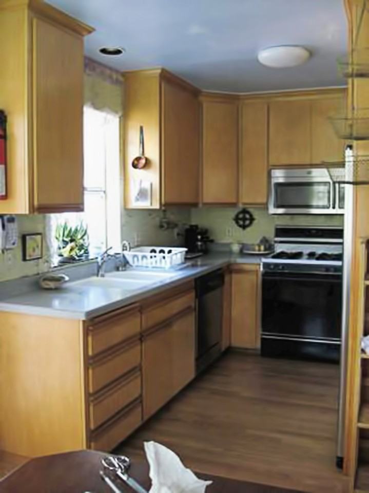 2139 Sterling Ave - Photo 2 of 6