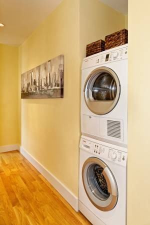 820 Bush St - Photo 3 of 8