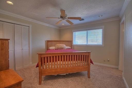 4722 Sherwood St NE - Photo 3 of 26