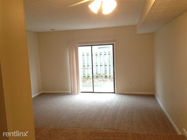 Beautiful 2-Story Townhome - Photo 2 of 14