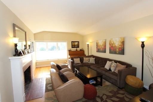 5839 Amy Dr - Photo 2 of 20