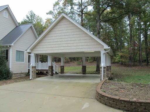 1402 Vinson Mountain Crossing - Photo 2 of 17