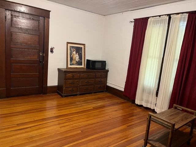 305 McCauley Street - Photo 3 of 9