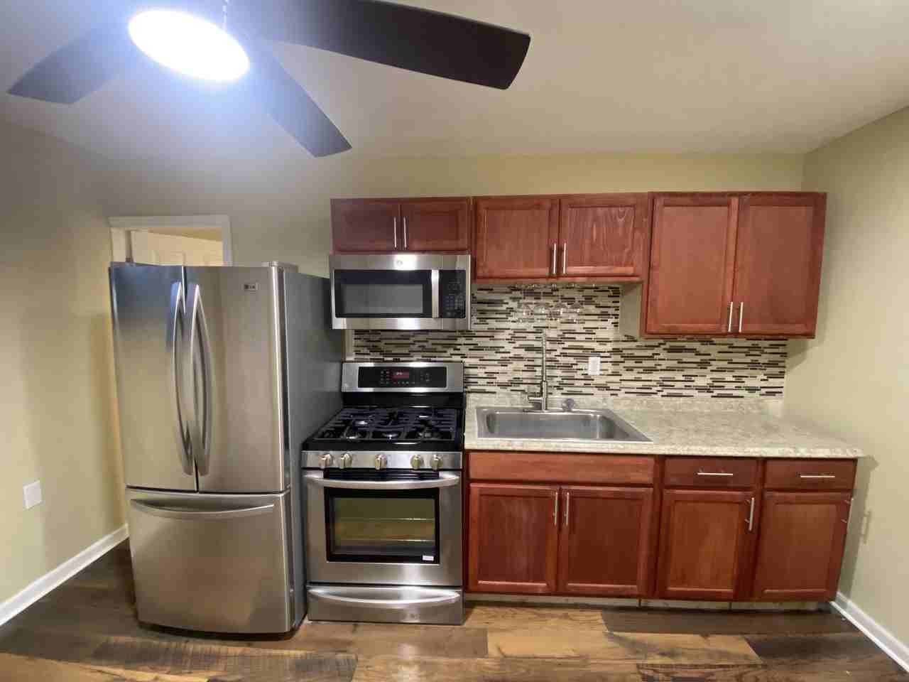 1514 West Champlost Avenue #1R - Photo 2 of 13