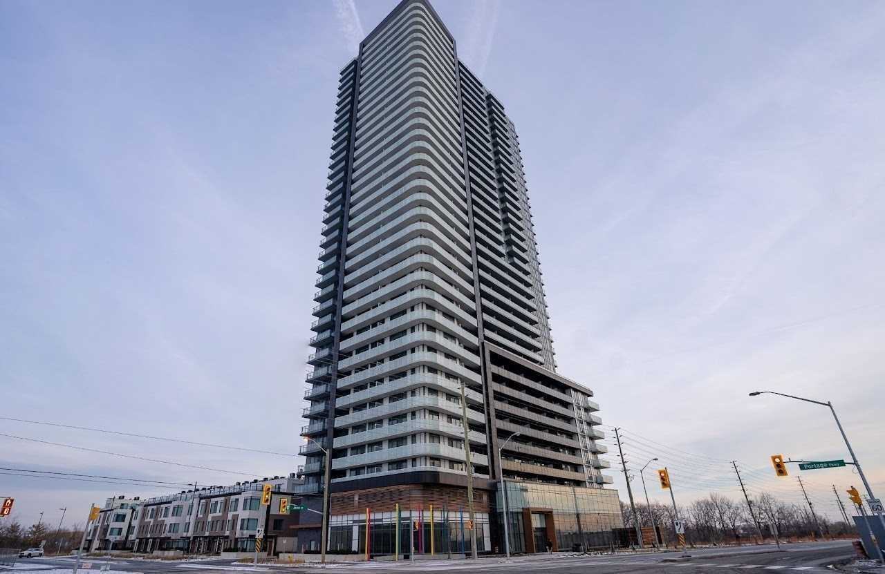 7895 Jane Street #815