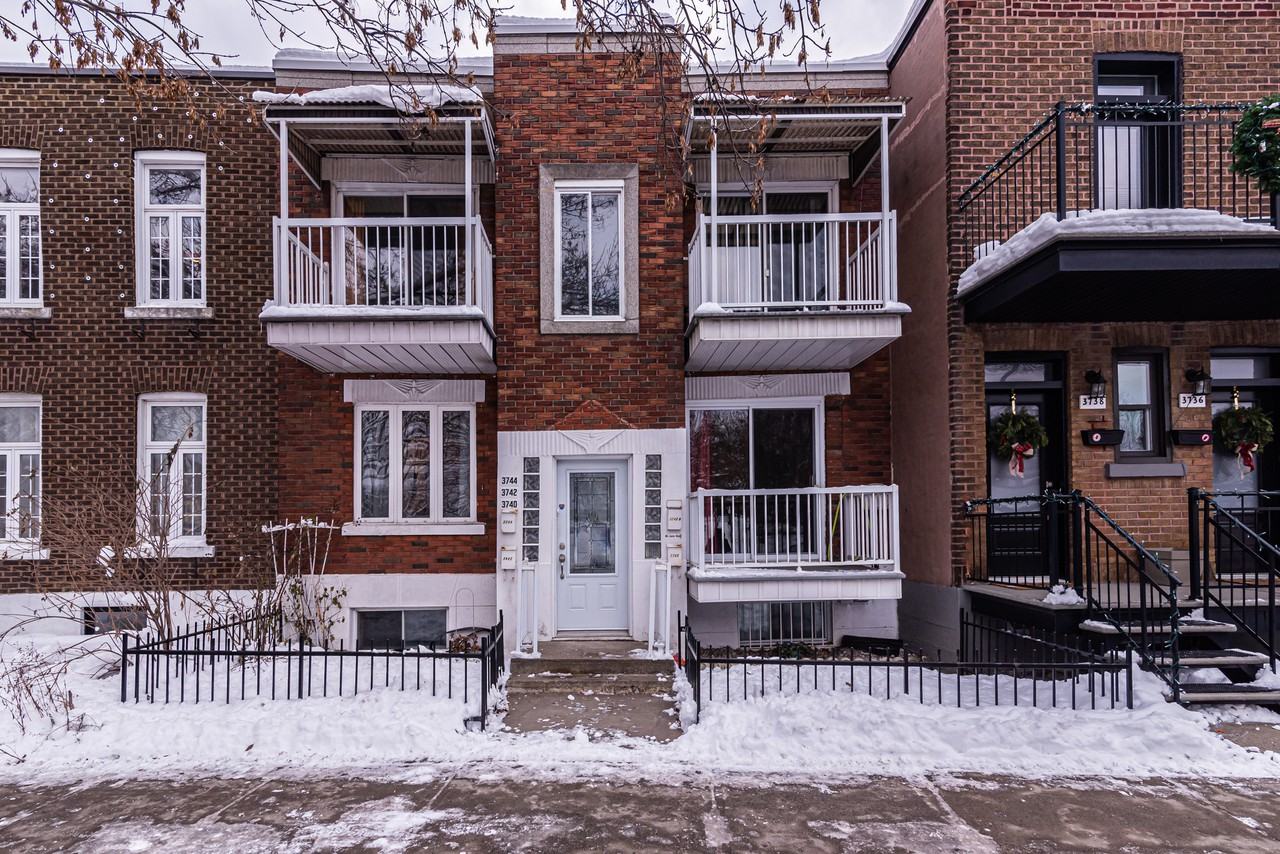 3740 Boulevard Rosemont, Montréal, QC H1X 1L3 3 Bedroom Apartment for  $2,300/month - Zumper