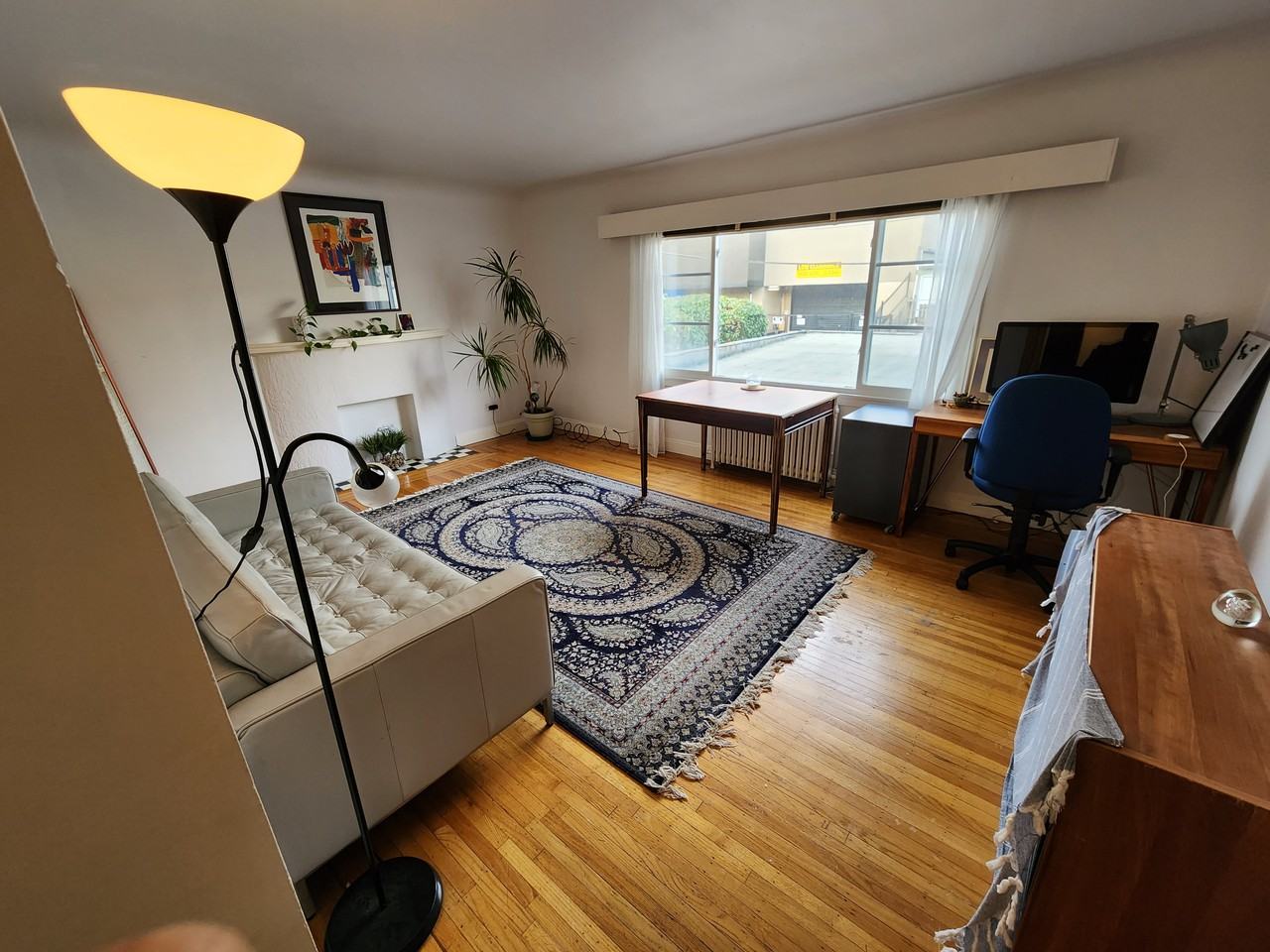 1445 West 10th Avenue, Vancouver, BC V6H 1J8 1 Bedroom Apartment for