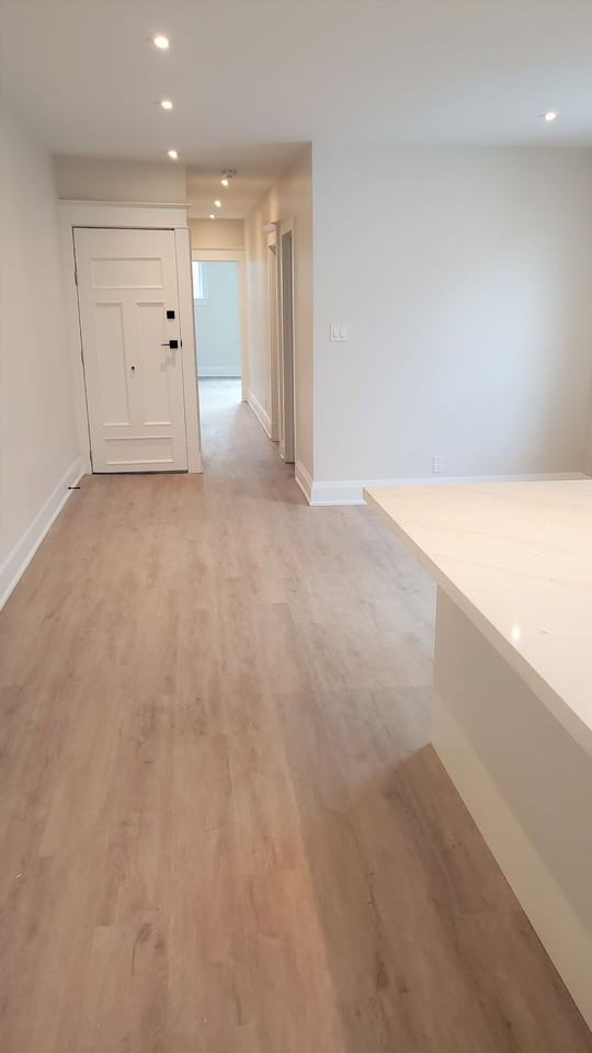 122 Danforth Avenue 2 - Photo 3 of 9