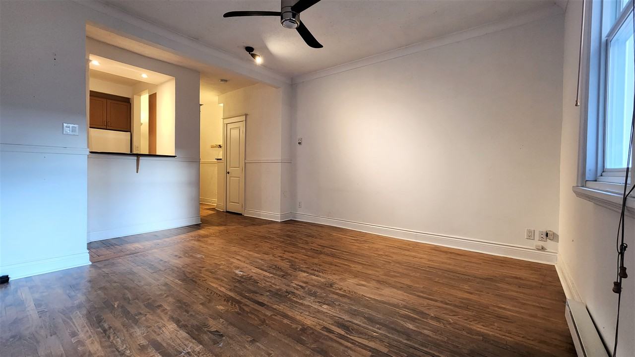 2080 Rue Atateken - Photo 3 of 15