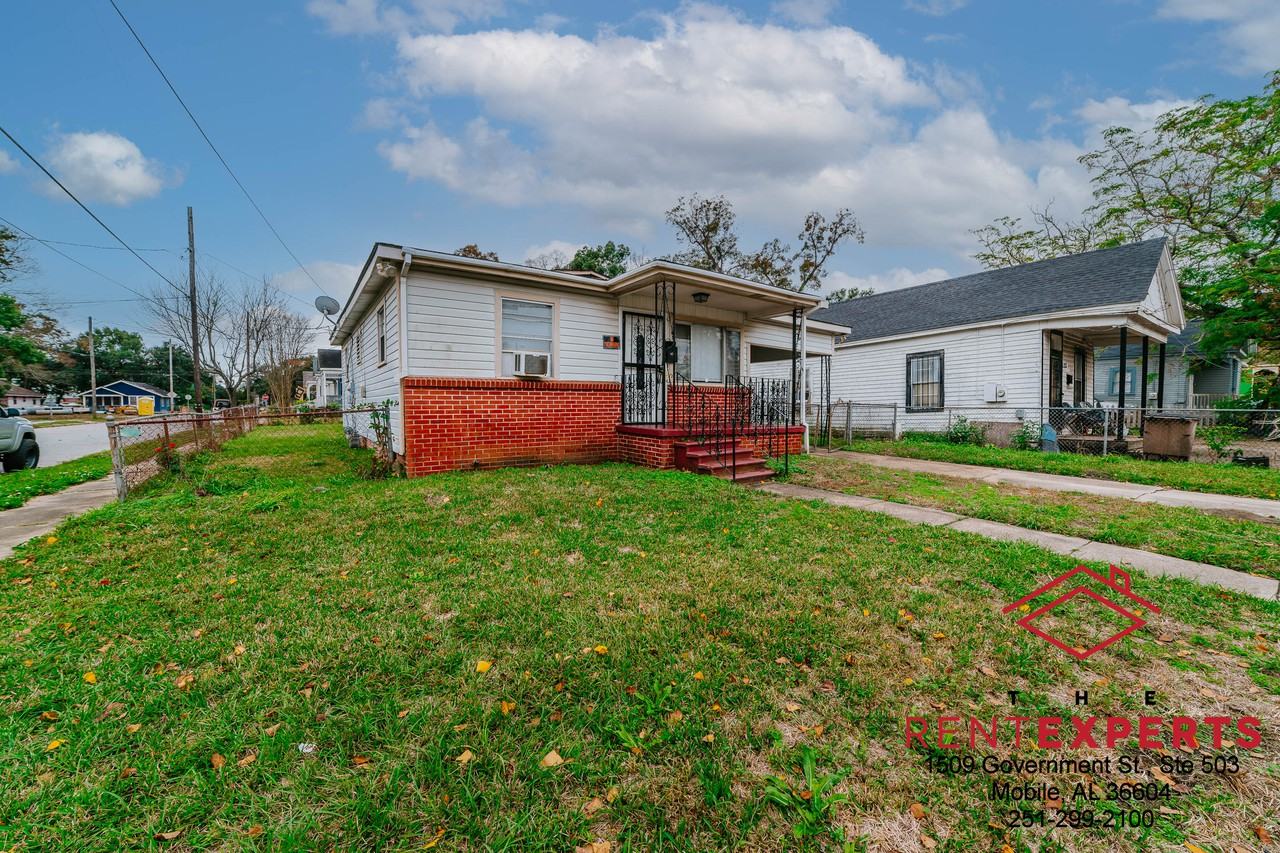1101 Elmira Street - Photo 3 of 22