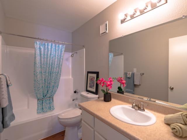 18600 Colima Rd - Photo 5 of 32