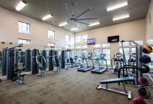 3301 N Elm Ave - Photo 1 of 1