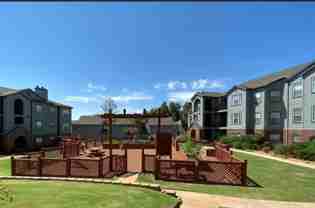 5300 W Memorial Rd - Photo 1 of 1