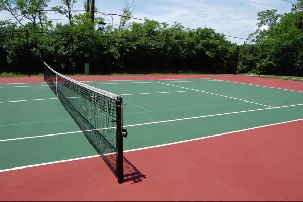 420 Redding Rd - Photo 2 of 15