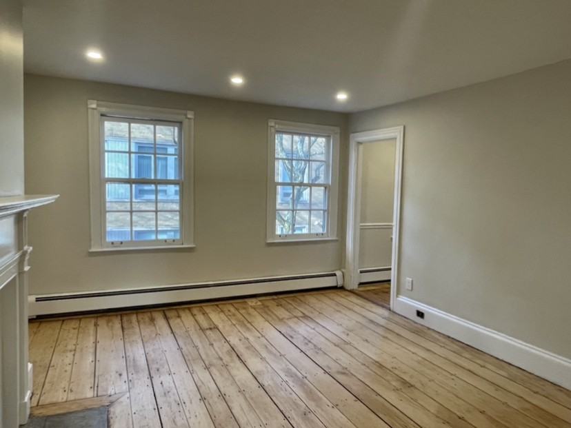 42 Fayette St #2