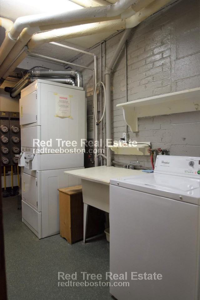 2018 Commonwealth Ave #33 - Photo 5 of 7