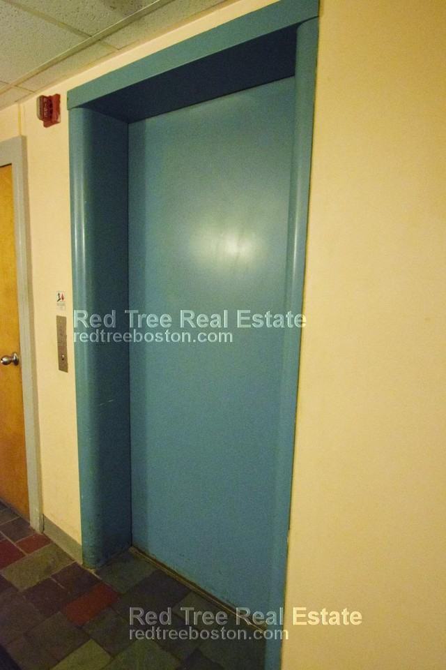 2018 Commonwealth Ave #33 - Photo 6 of 7