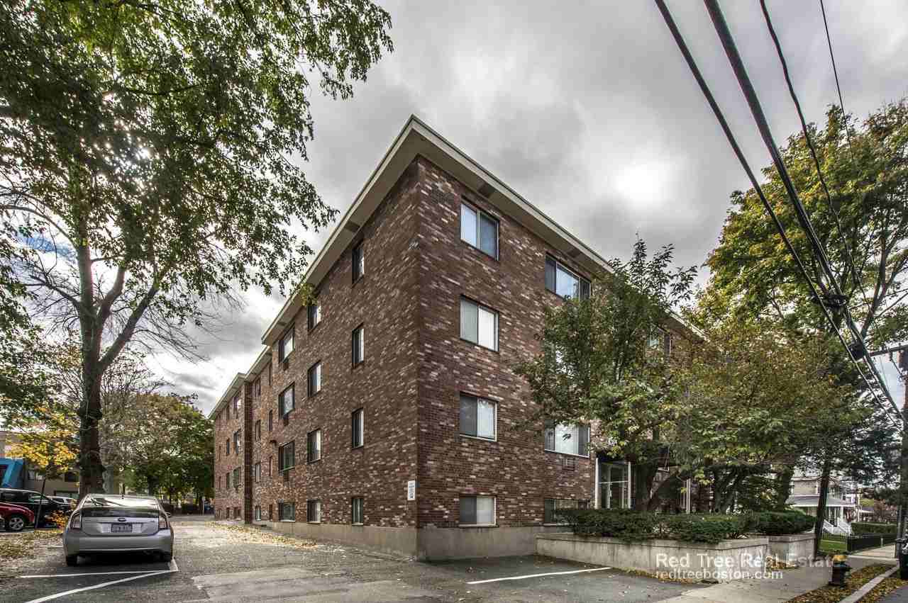 88 Gardner St #30 - Photo 7 of 9