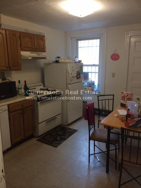 1527 Tremont St #3 - Photo 7 of 7