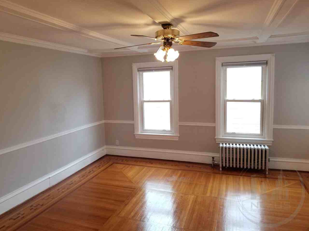 37 Grove St - Photo 2 of 12