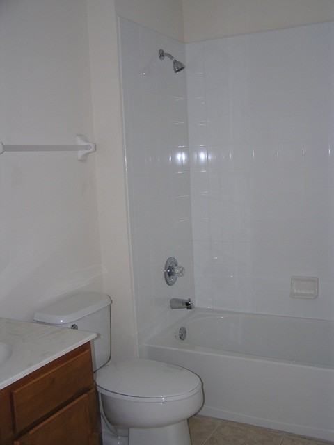 107 Manor View Ln - Photo 2 of 16
