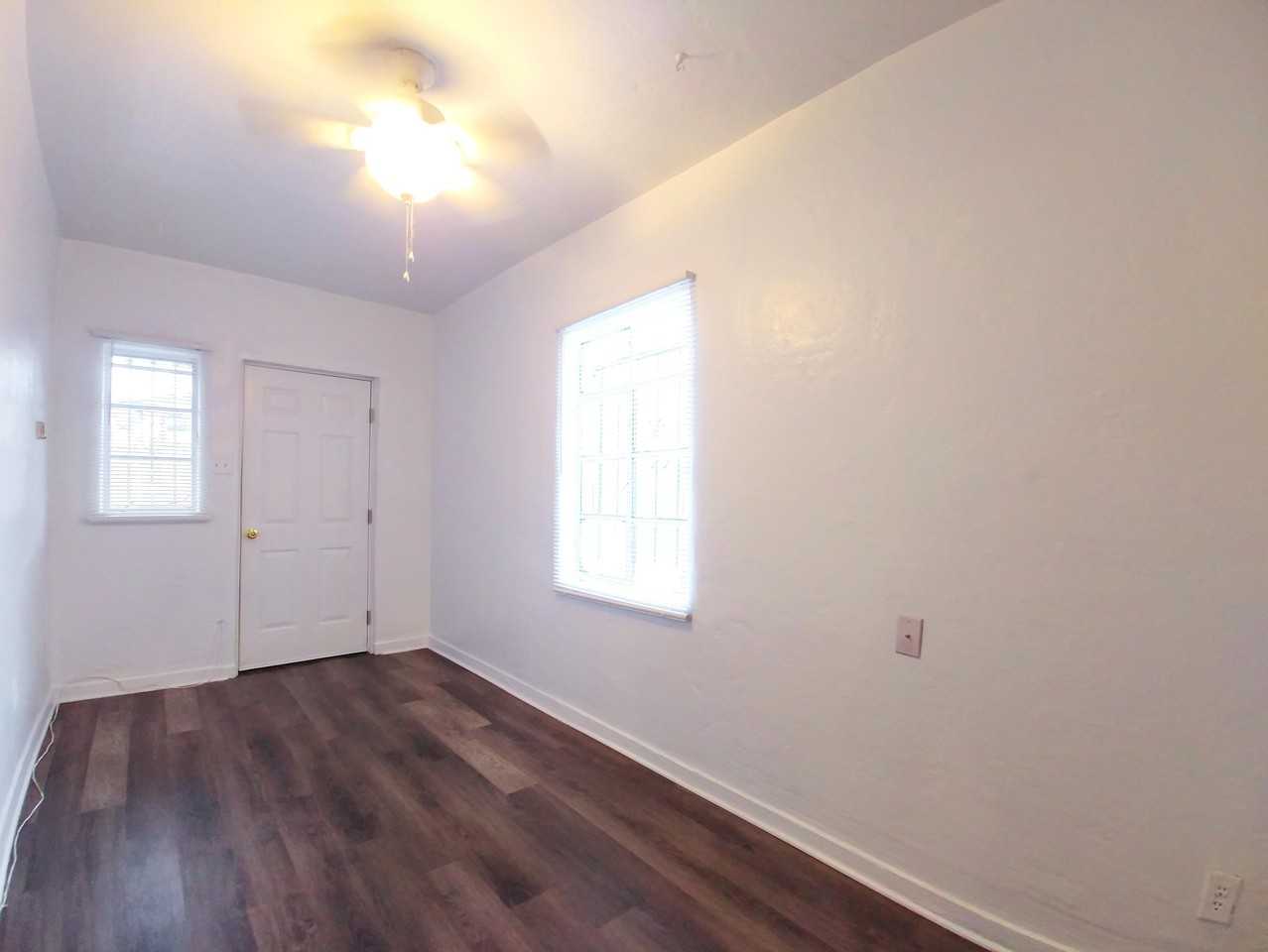 306 Walter St SE - Photo 2 of 15