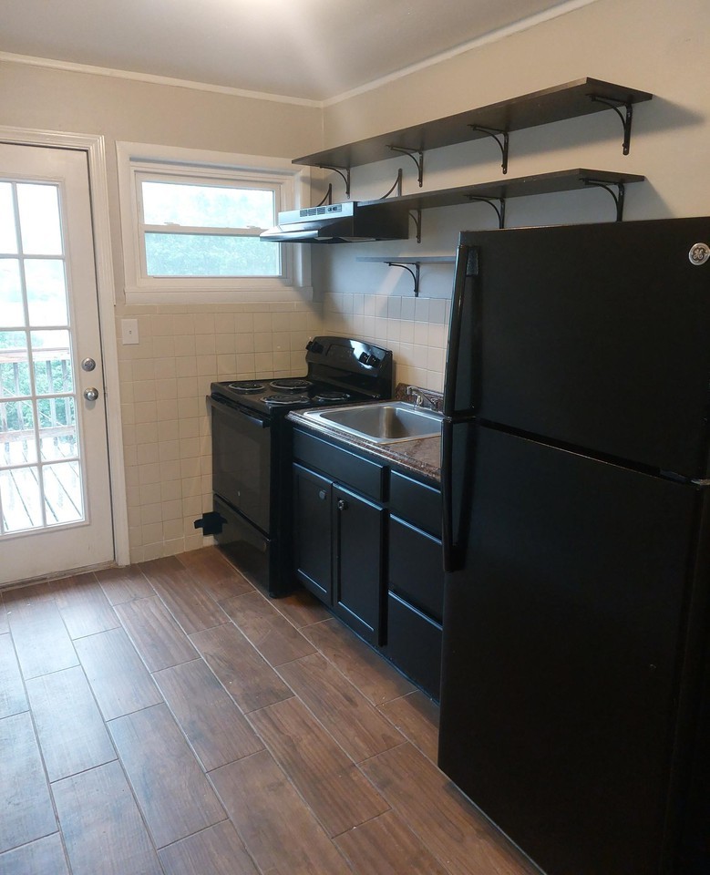 624 Sewanee St - Photo 2 of 7