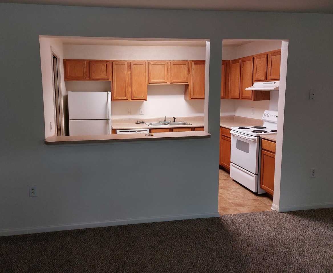 1426 Knoxville Hwy - Photo 3 of 9