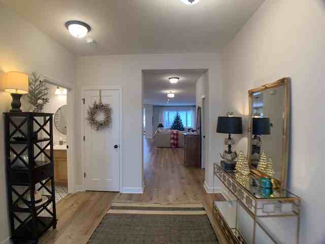 4216 Woodland Cove Pkwy - Photo 3 of 50