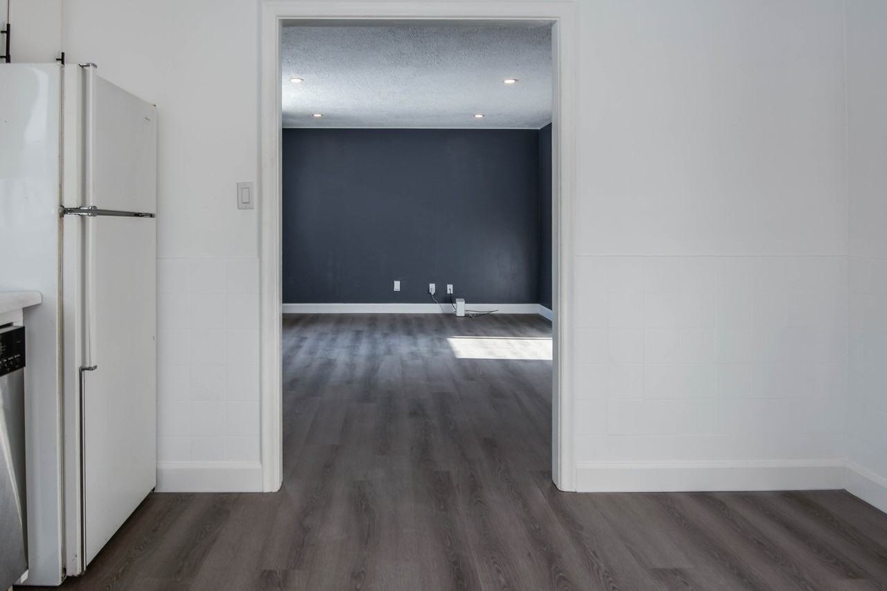 100 Simcoe Street - Photo 3 of 14