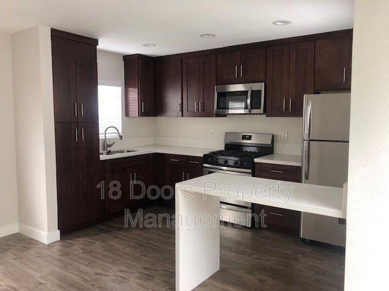 4377 51st St - Photo 3 of 7