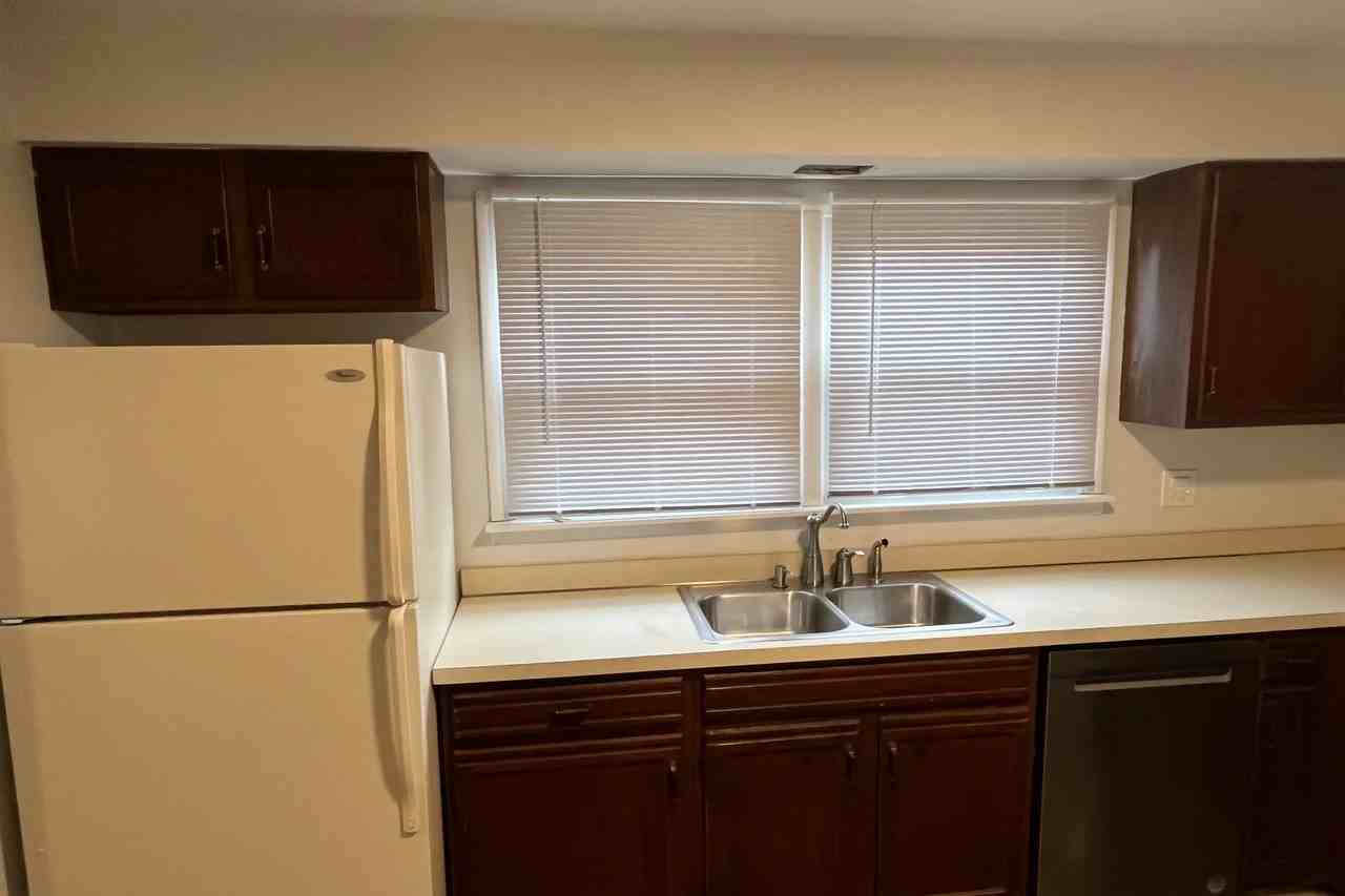 515 Fessler Ave - Photo 3 of 17