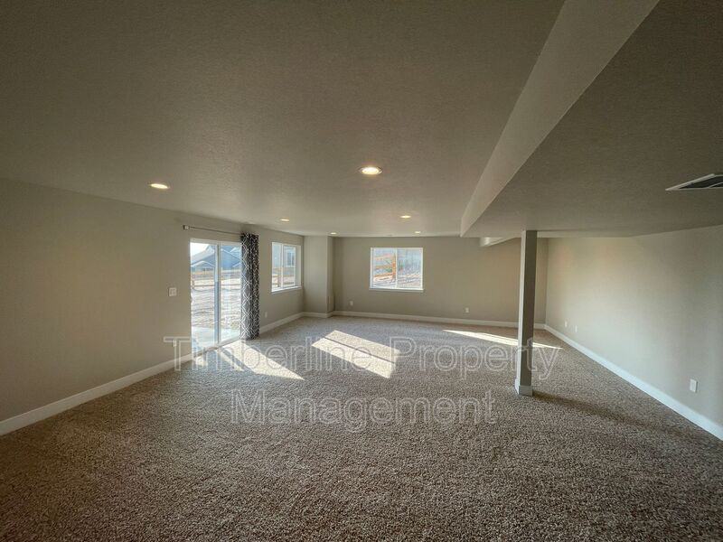 10336 Odin Dr - Photo 3 of 31