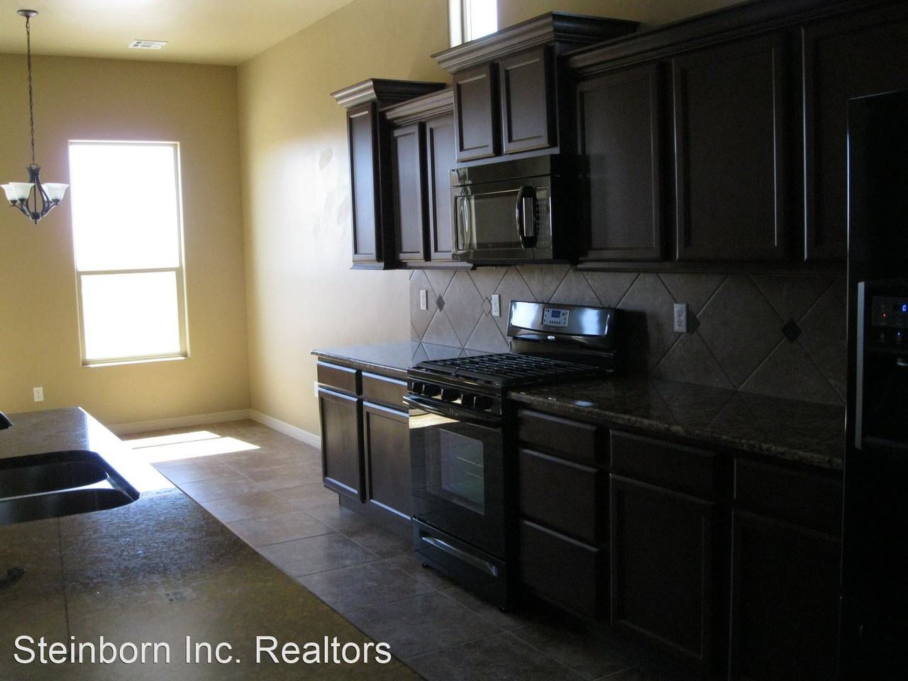 4485 Ojo Caliente Cir - Photo 3 of 7