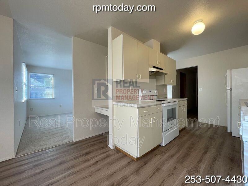 10812 Montgrove Ave Sw - Photo 3 of 12