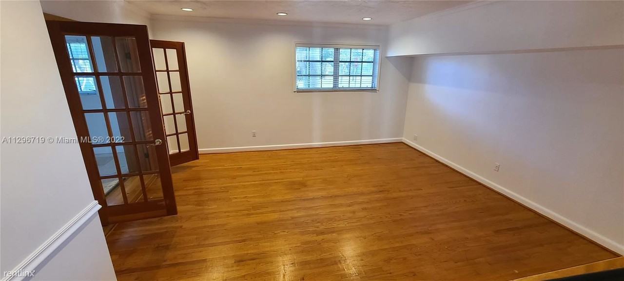 7255 Sw 125th St - Photo 3 of 6