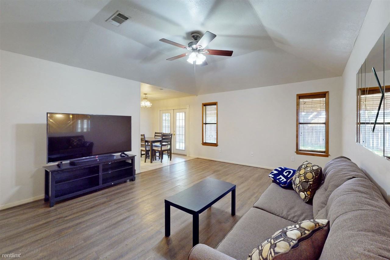 800 Azalea Ct - Photo 2 of 21