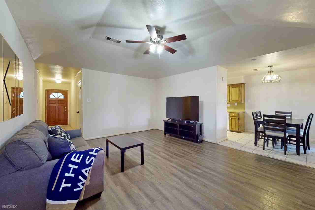 800 Azalea Ct - Photo 3 of 21