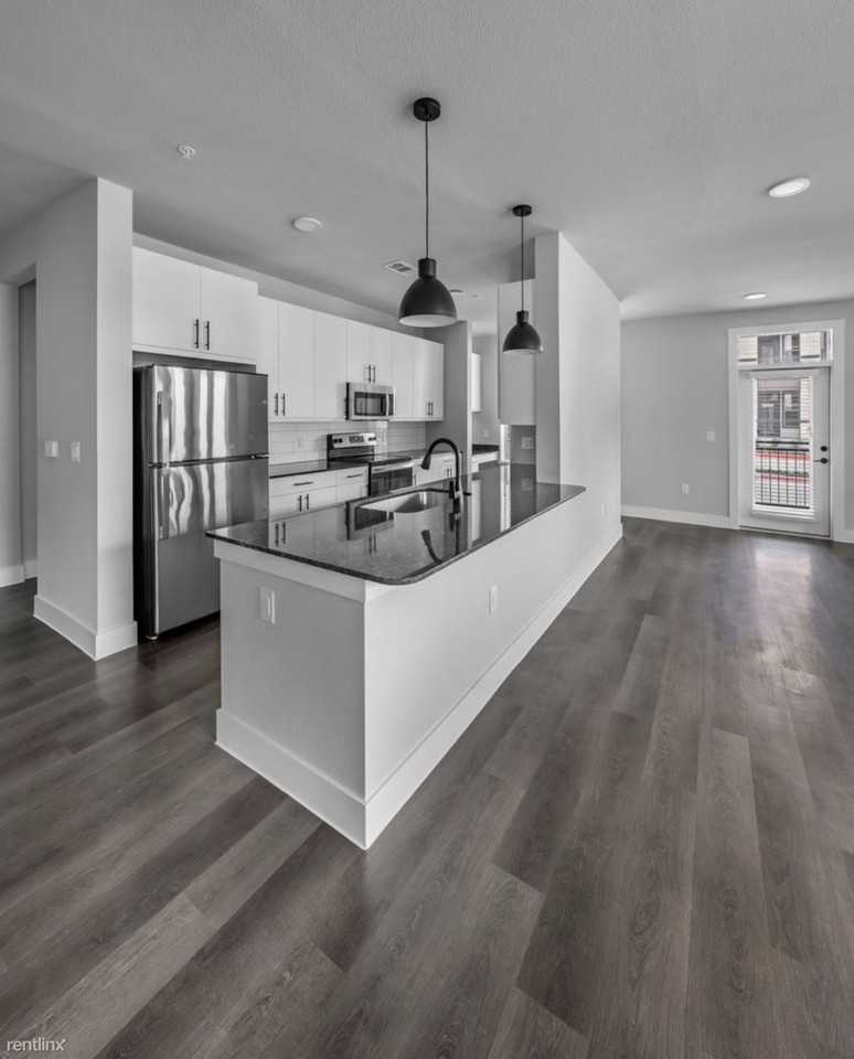 26777 E University Dr. - Photo 3 of 7