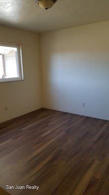 516 E 18th Street - Photo 2 of 5