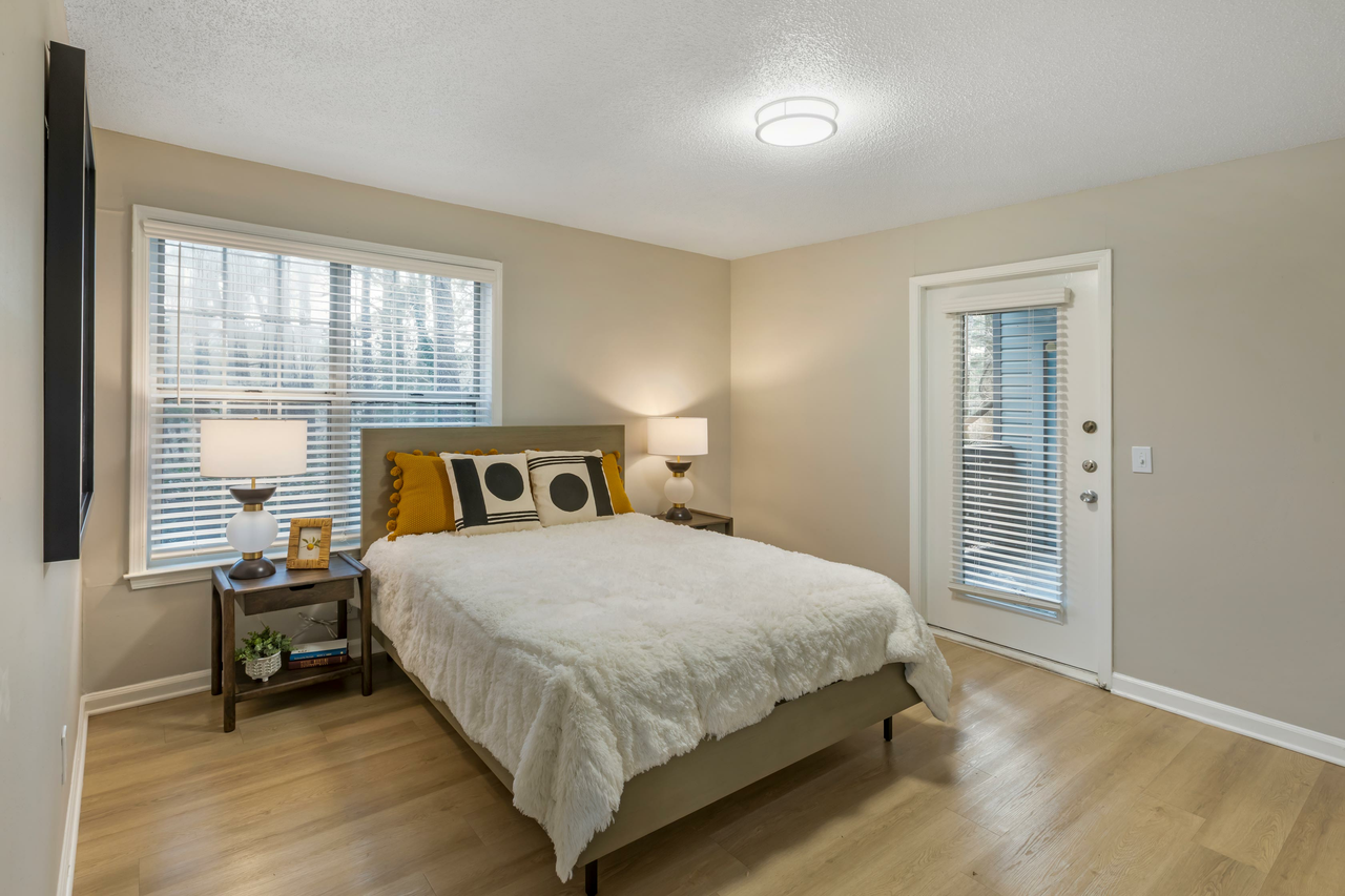 The Jaxon - Photo 4 of 31