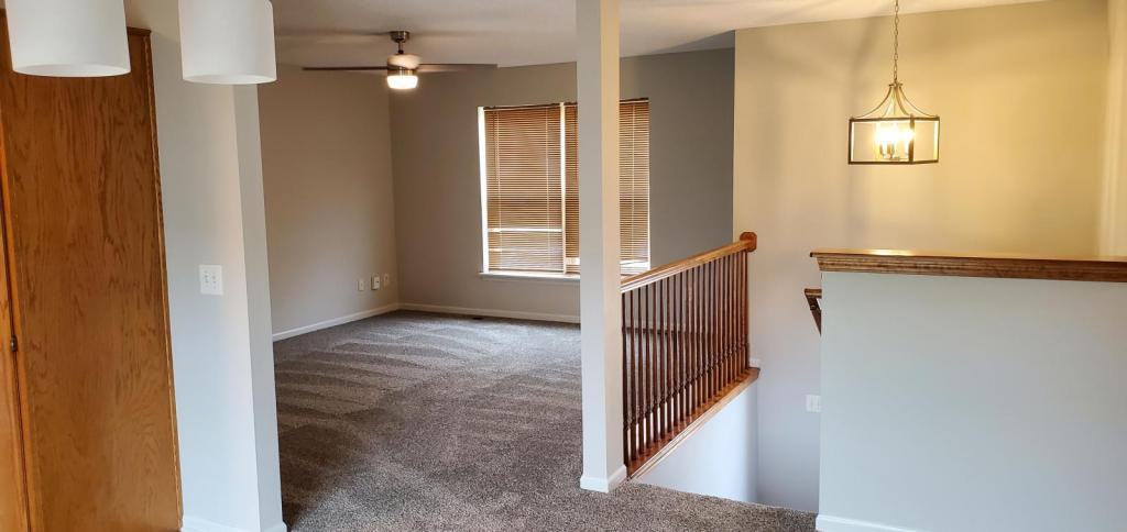 18713 Woodruff St - Photo 2 of 11